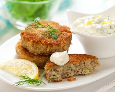 Котлеты из рыбных консервов